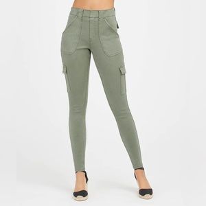 SPANX ankle cargo pants